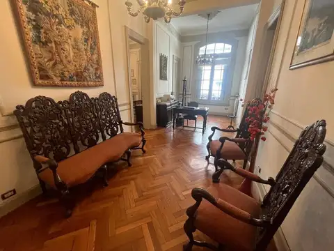 Venta Departamento Piso completo Microcentro 231M2