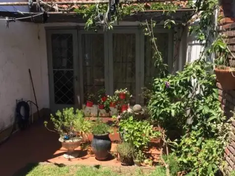 Casa  en Venta en Ciudad Jardin, Tres de Febrero, G.B.A. Zona Oeste
