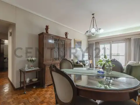 VENTA DEPARTAMENTO 4 AMBIENTES C/BALCON ,ACEPTA PERMUTA-BOEDO