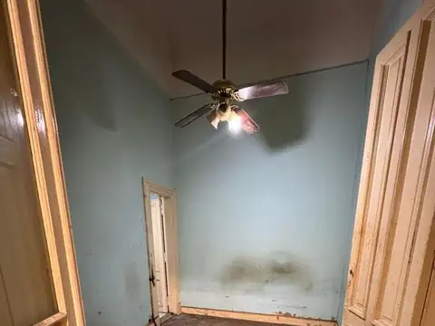 Depto Tipo Casa en Venta 50 años