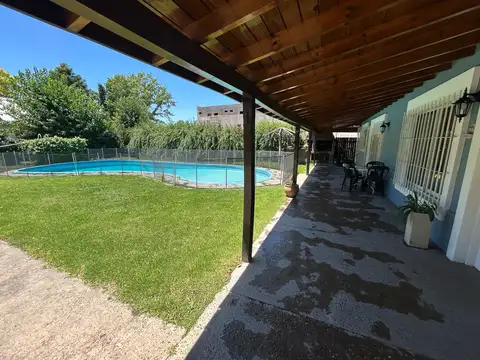 Alquiler Permanente Quinta 3 ambientes con pileta - La Lonja
