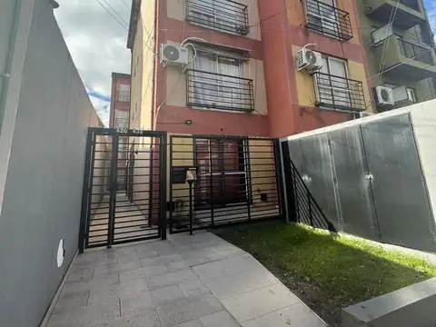 Departamento en Alquiler en Moron Sur, $ 330.000