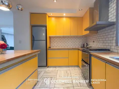 VENTA Casa 170 m2 en Lote de 998 m2 Puerto Manzano Villa La Angostura