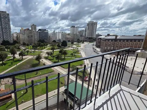 RESERVADO - Departamento 3 ambientes reciclado con balcón y vista a Plaza Colón - Mar del Plata