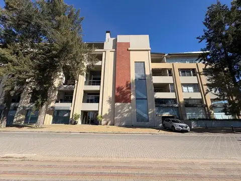 Zarate Chico , Piso 1