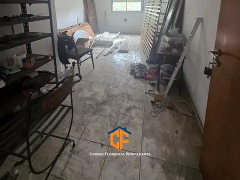 LOCAL A LA VENTA CON NUEVE DEPARTAMENTOS EN SAN MARTIN
