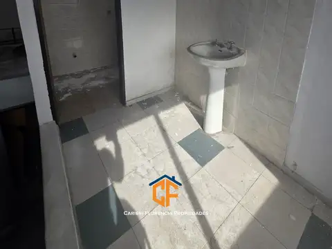 Local en Venta en Villa Lynch, USD 395.000