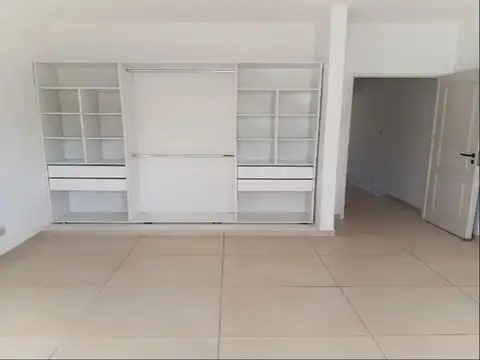 Depto Tipo Casa en Venta con 1 cocheras