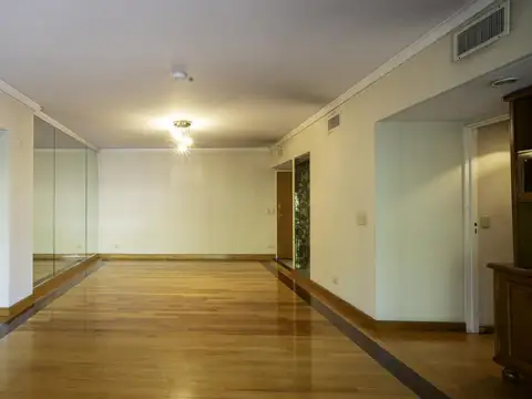 Departamento en Venta con 2 cocheras