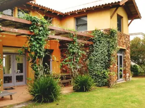 Casa en Venta de 5 dormitorios