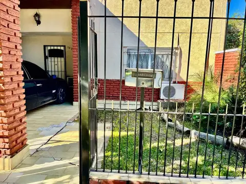 Casa en Venta en Ituzaingo, USD 115.000