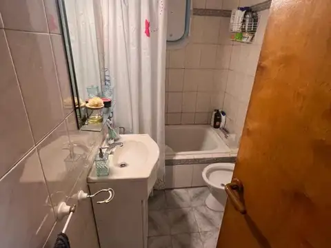 Depto Tipo Casa 3 ambientes con 2 baños