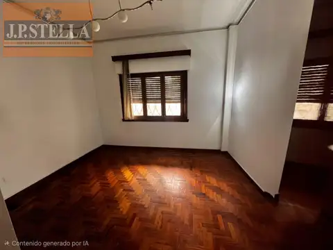 Casa / Oficina c/ local 105 m² Solo uso Comercial o Profesional - S.Justo (Ctro)