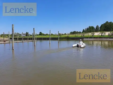 Terreno en Venta 48  mts Fondo