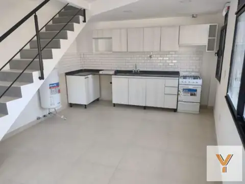 Departamento en venta - 1 Dormitorio 1 Baño - Cochera - 49Mts2 - Lanús