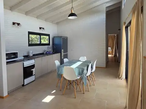 Casa 6 ambientes con 3 baños