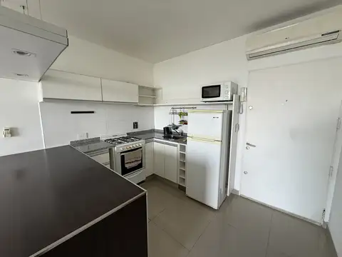 Departamento en Alquiler en Chacarita, $ 650.000