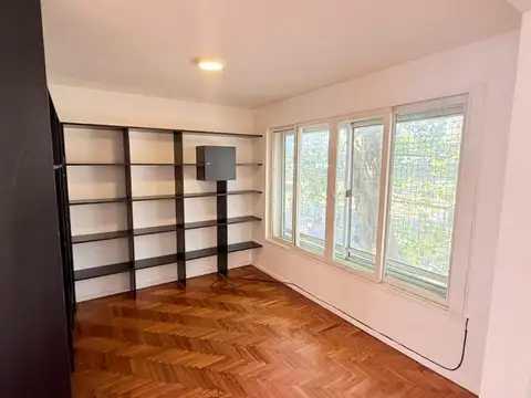 Depto Tipo Casa en Alquiler en Ramos Mejía, $ 850.000
