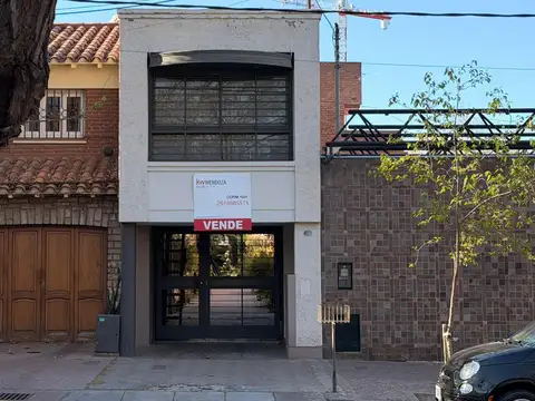 Casa en Quinta Sección Corazon de Manzana 4Dorm   Estudio Independiente