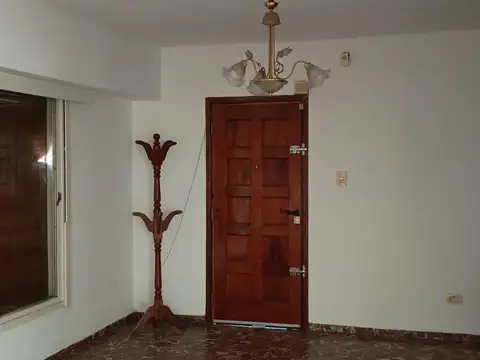 Casa en Venta en Temperley, USD 98.000
