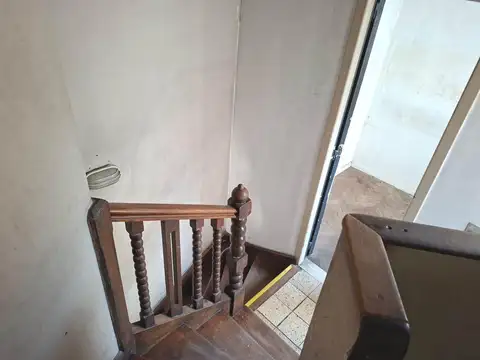 Depto Tipo Casa en Venta 50 años