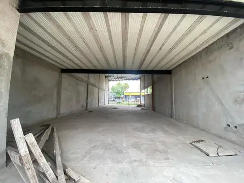 LOCAL EN ALQUILER ZARATE