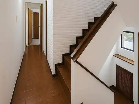 Venta Casa 3 Dormitorios 3 Baños Cochera Patio Ayacucho 1800 Rosario