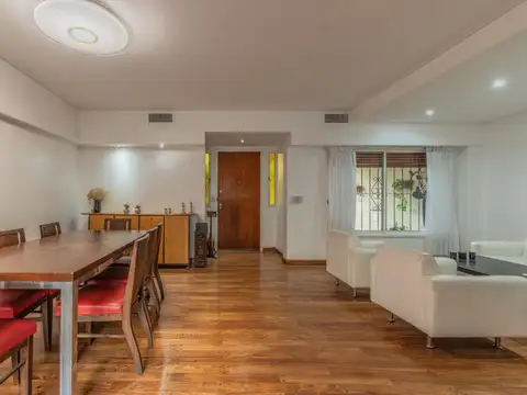 Depto Tipo Casa en Venta de 6 ambientes