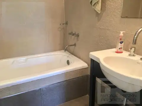 Casa - Campos De Alvarez