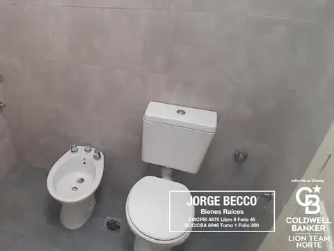 Depto Tipo Casa en Venta al Este