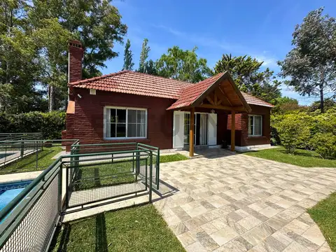 Cnel Vicente Dupuy 6000 calle 7 100, Piso 0