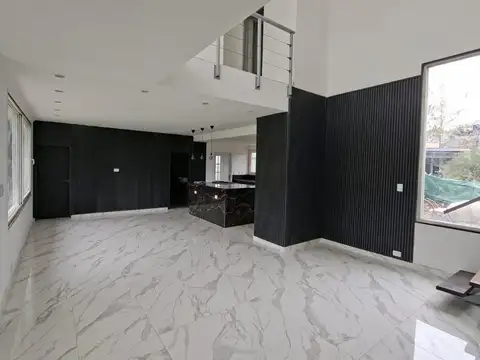 Casa en Venta en Los Paraísos, USD 280.000