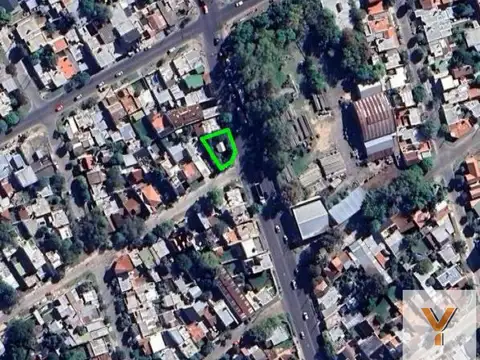 Avenida Mosconi y 320 Bis