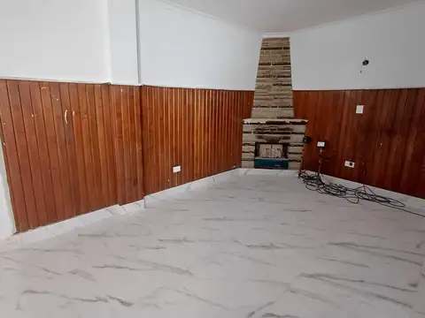 Depto Tipo Casa en Venta de 3 ambientes