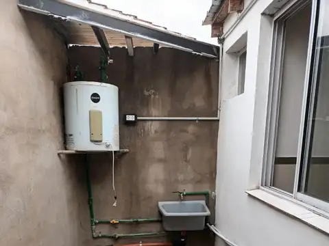 Depto Tipo Casa Monoambiente con 1 baño