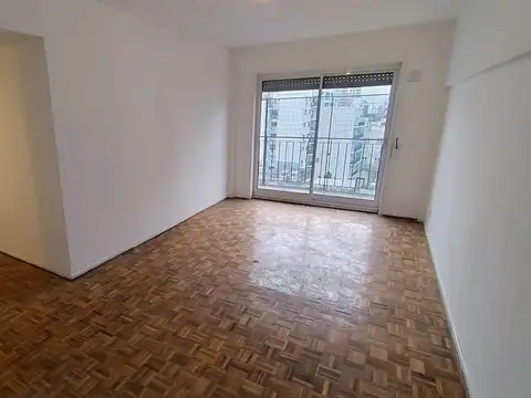 Venta Dpto 4 Ambientes con Balcon en Caballito