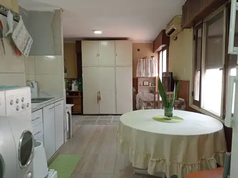 Boulevard Tomás Espora 1700