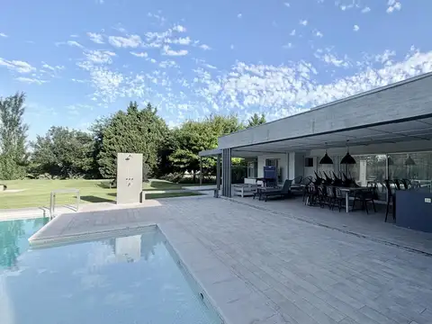 Casa en Alquiler Temporal en Ibarlucea, USD 3.000