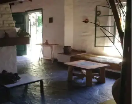 HERMOSA QUINTA EN MORENO, 2700 MTS