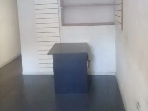 Oficinas 18 m2, a mts. de la Plaza San Martin