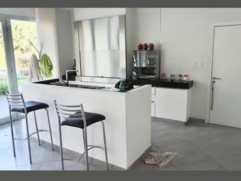 Casa en Venta de 5 dormitorios