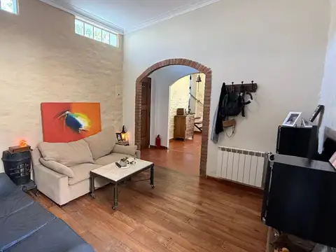 Depto Tipo Casa en Venta en Villa del Parque, USD 305.000