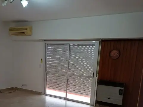 Departamento  3 amb con balcon y terraza