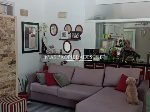 Casa 4 ambientes con 4 baños