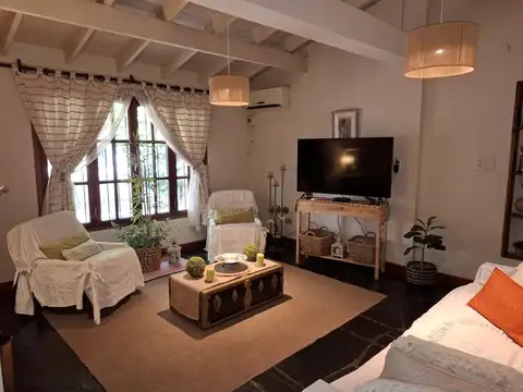 Echeverría  al 200
