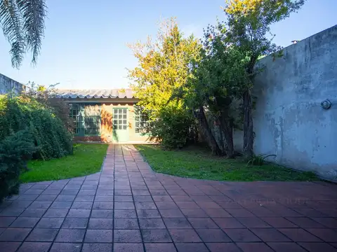 Casa 6 ambientes con 3 baños