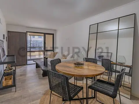 Bernardo de Irigoyen 2600, Piso 1