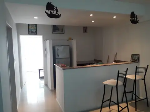 Departamento en Alquiler en Parque Chacabuco, $ 680.000