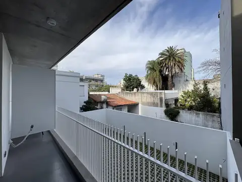 Departamento en Alquiler en Villa Ballester, $ 630.000