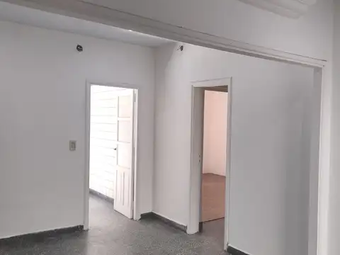 Depto Tipo Casa en Alquiler de 2 dormitorios